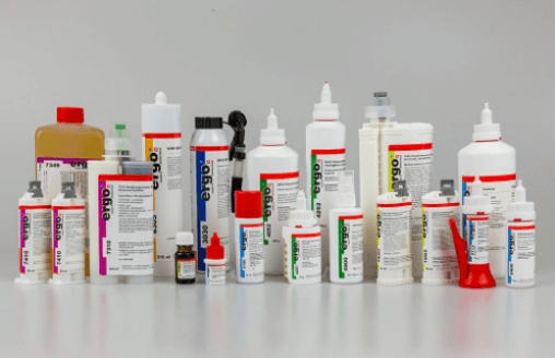 （圖：油性丙烯酸膠水展示圖）