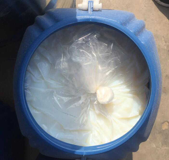 (圖:苯丙乳液展示圖)